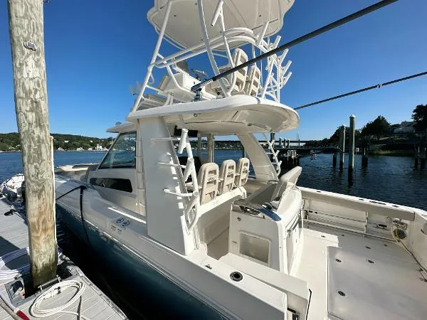 Slide: The Image of Boston Whaler 420 Outrage 2017 - 9