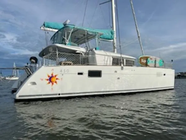 Slide: The Image of Lagoon 450 F 2015 - 2