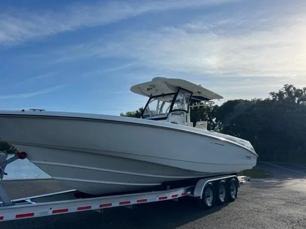 Slide: The Image of Boston Whaler 320 Outrage 2004 - 1