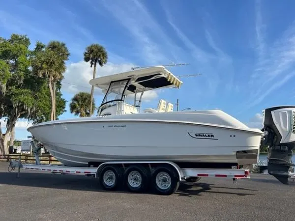 Slide: The Image of Boston Whaler 320 Outrage 2004 - 4
