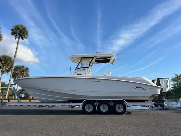 Slide: The Image of Boston Whaler 320 Outrage 2004 - 5