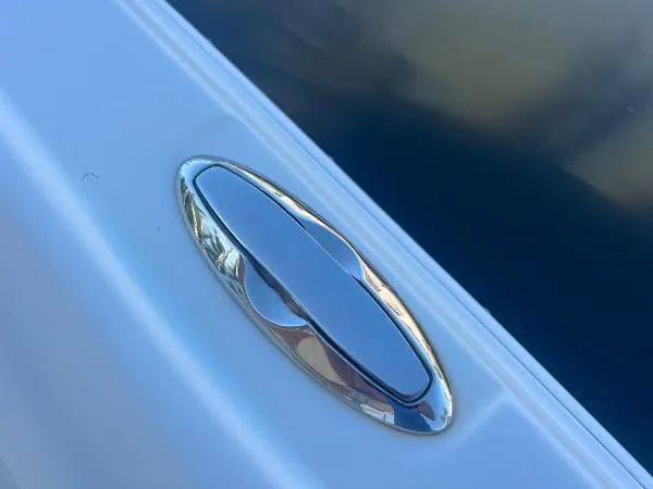 Slide: The Image of Sailfish 218 CC 2008 - 7