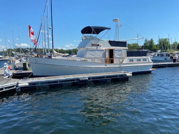 Slide: The Image of Grand Banks Motor Yacht 1992 - 2