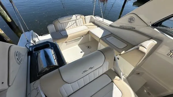 Slide: The Image of Sea Ray 310 Sundancer 2013 - 7