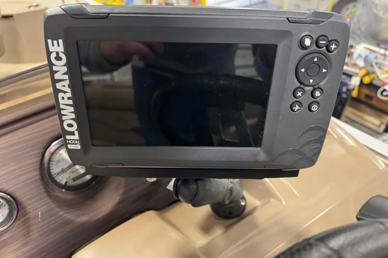 Slide: The Image of Lowrance Hook 7 HDI fishfinder on 2020 Bennington SX 22 SLX boat dashboard. - 14