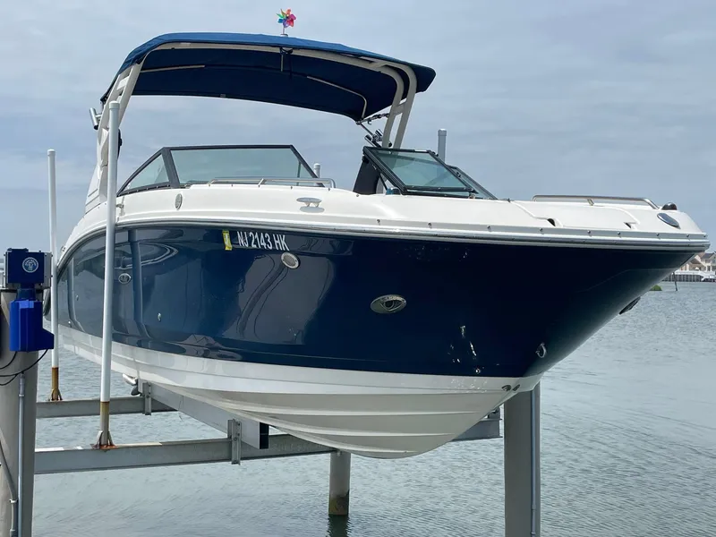 Slide: The Image of Sea Ray 270 SDX 2018 - 0