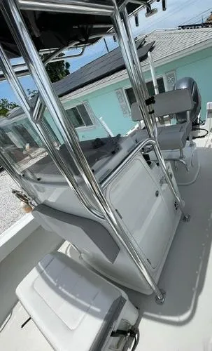 Slide: The Image of Parker Marine 2100SE 2022 - 8
