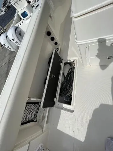 Slide: The Image of Sailfish 290 CC 2023 - 7