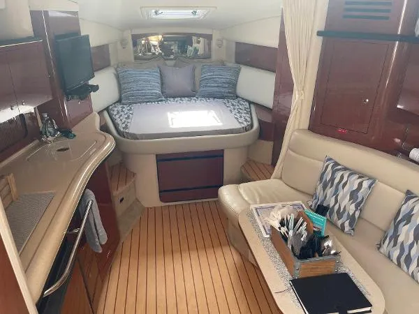 Slide: The Image of Sea Ray 320 Sundancer 2002 - 10