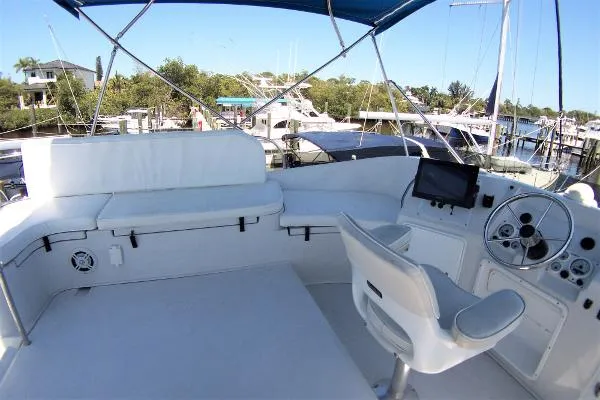 Slide: The Image of PDQ 34 Power Catamaran 2005 - 5