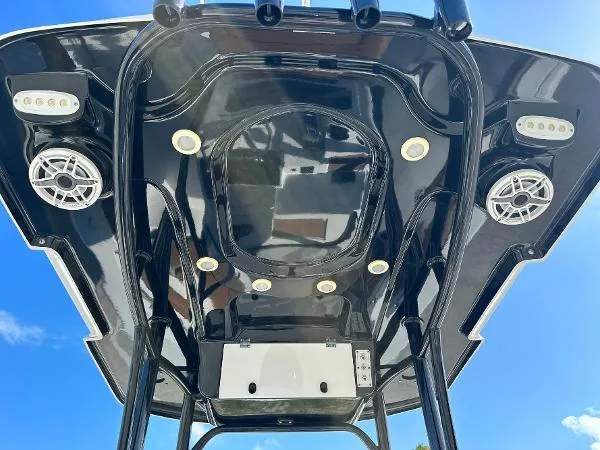 Slide: The Image of Sea Pro 219 Center Console 2018 - 9