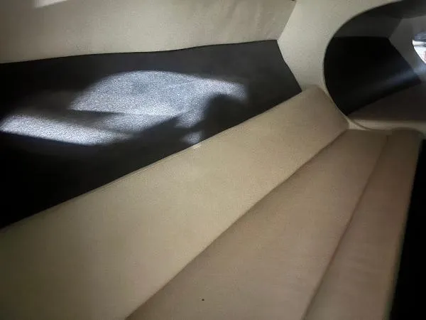 Slide: The Image of Wellcraft 30 Scarab Sport 1984 - 10