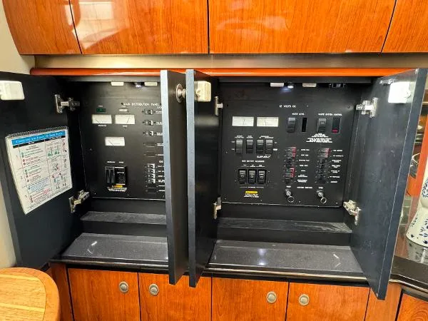 Slide: The Image of Sea Ray 500 Sundancer 2004 - 9