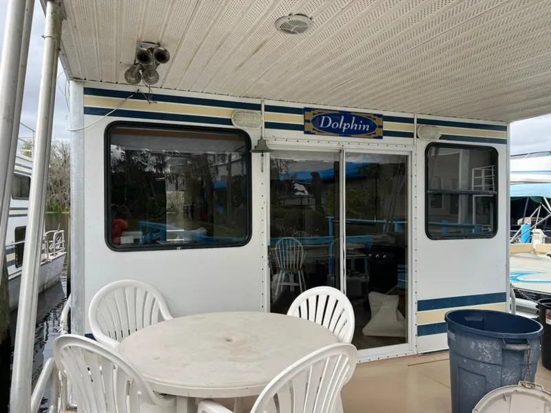 Slide: The Image of Aqua Chalet 4614 2000 - 1