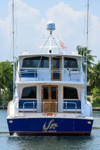 Slide: The Image of Sea Force IX 82 Enclosed Bridge 2004 - 7