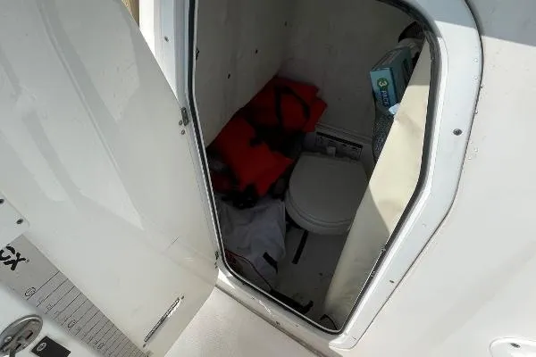 Slide: The Image of Sea Fox 248 Commander 2017 - 10
