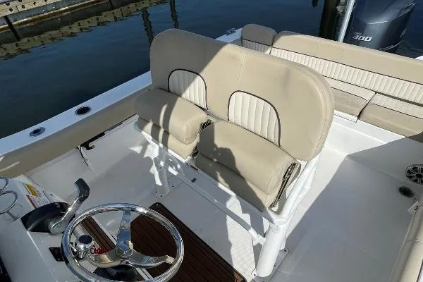 Slide: The Image of Sea Fox 248 Commander 2017 - 11