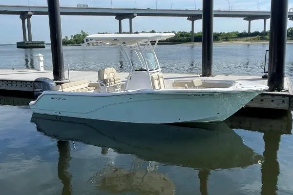 Slide: The Image of Sea Fox 248 Commander 2017 - 3