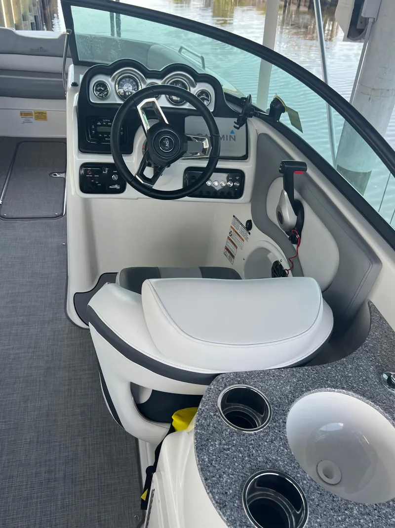 Slide: The Image of NauticStar 243 DC 2022 - 11
