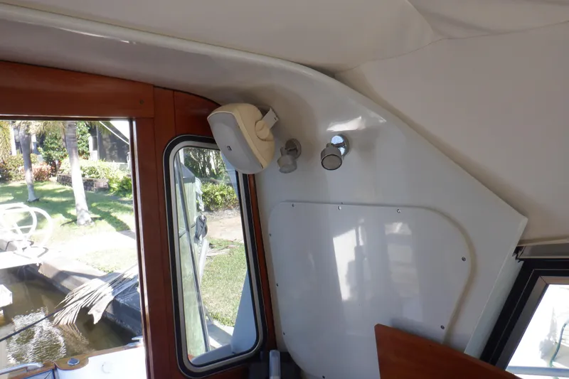 Slide: The Image of Linssen DS 45 yacht deck, 2001 model, with sleek design on calm water. - 20