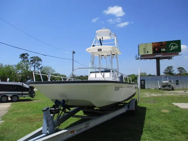 Slide: The Image of Everglades 250 Center Console boat on trailer, 2002 model. - 5
