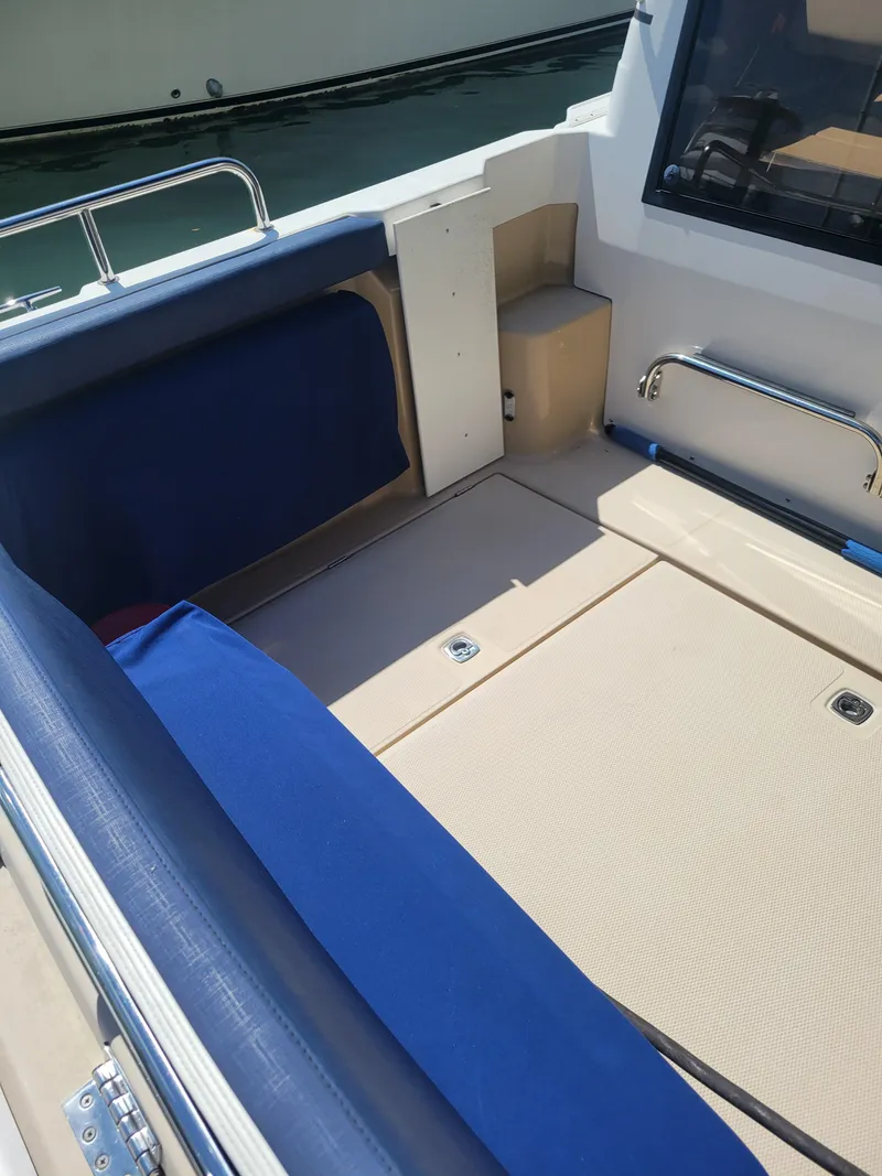 Slide: The Image of Ranger Tug R23 2019 - 8