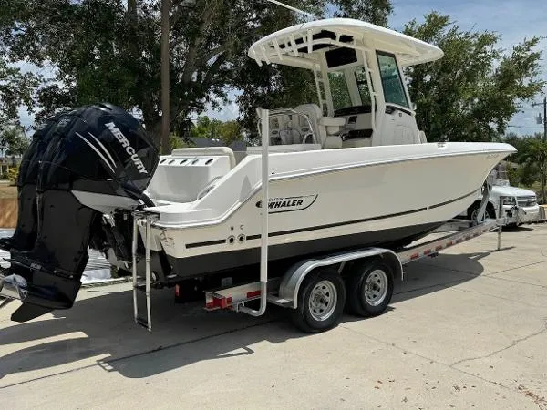 Slide: The Image of Boston Whaler 250 Outrage 2018 - 1