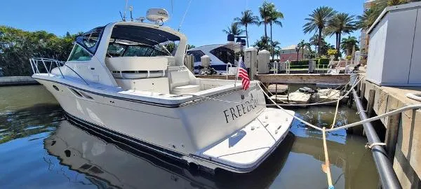 Slide: The Image of Tiara 3500 Open 2000 - 1