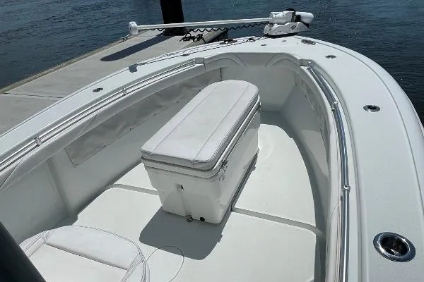 Slide: The Image of Yellowfin 26 Hybrid 2020 - 7