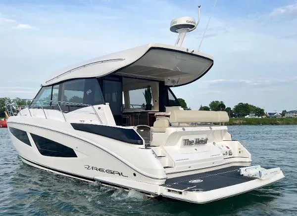 Slide: The Image of Regal 42 Grande Coupe 2019 - 5
