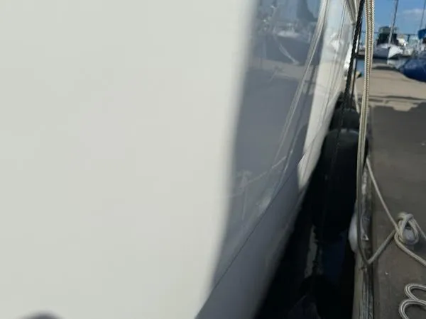 Slide: The Image of Meridian 411 Sedan Bridge 2006 - 9