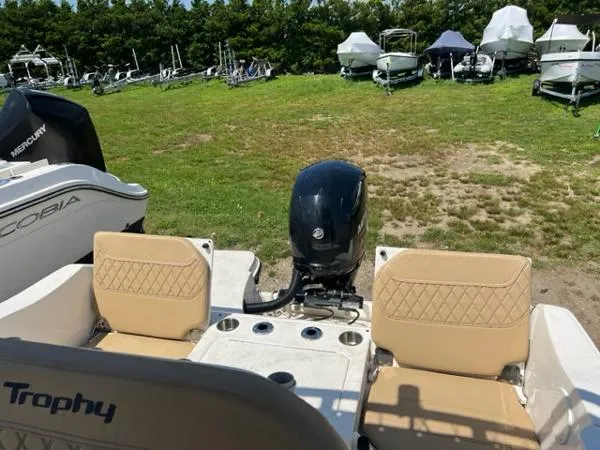Slide: The Image of Bayliner Trophy T22CC 2021 - 11