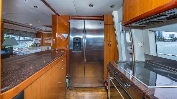 Slide: The Image of Sunseeker 82 Yacht 2003 - 11