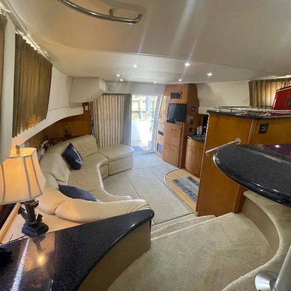 Slide: The Image of Carver Yachts 410 Sport Sedan 2002 - 8