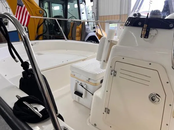 Slide: The Image of Boston Whaler 150 Montauk 2014 - 11