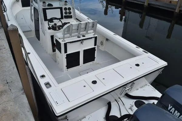 Slide: The Image of Regulator Marine 26 Classic 1997 - 6