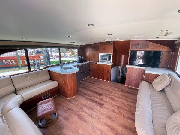 Slide: The Image of Carolina Lewis Brothers 54 Flybridge S/F 1995 - 4