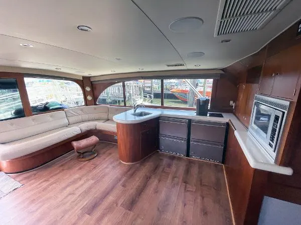 Slide: The Image of Carolina Lewis Brothers 54 Flybridge S/F 1995 - 6