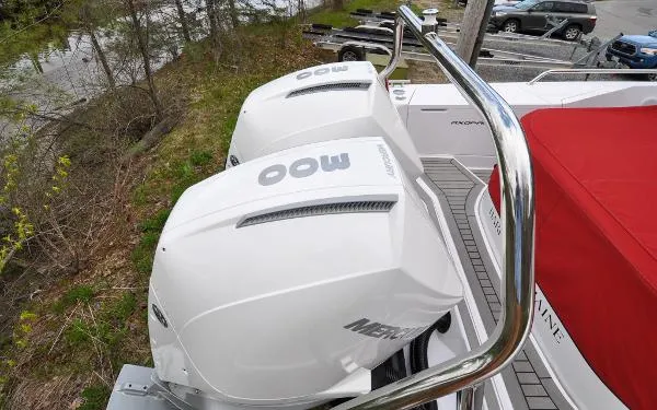 Slide: The Image of Axopar 37 Cross Cabin 2021 - 10