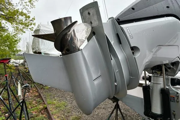 Slide: The Image of Axopar 28 CABIN 2023 - 10