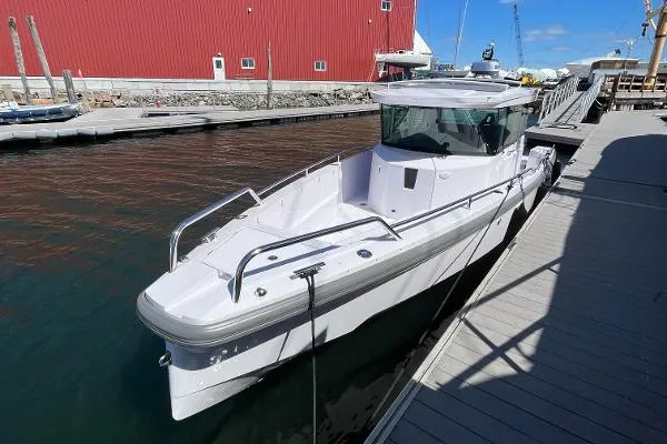 Slide: The Image of Axopar 28 CABIN 2023 - 2