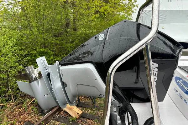 Slide: The Image of Axopar 28 CABIN 2023 - 8
