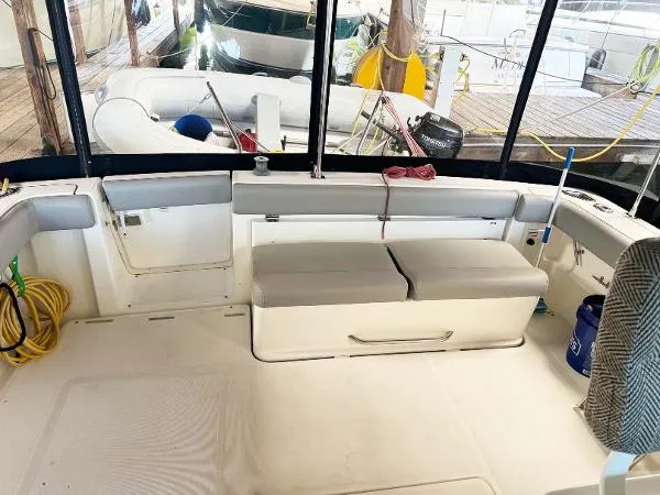 Slide: The Image of Tiara 3500 Open 2000 - 10