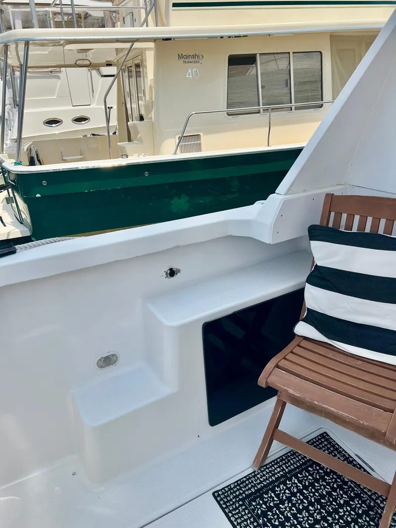 Slide: The Image of Bayliner 4788 1995 - 10
