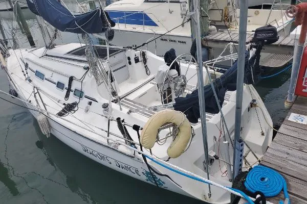 Slide: The Image of Beneteau First 310 1991 - 4
