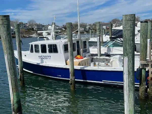 Slide: The Image of H&H Marine 42 Downeast 2003 - 0