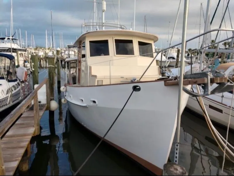 Slide: The Image of Kadey-Krogen Kadey-Krogen 42 Trawler 1981 - 1