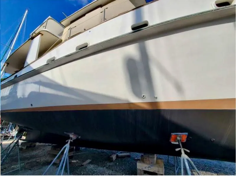 Slide: The Image of Kadey-Krogen Kadey-Krogen 42 Trawler 1981 - 10