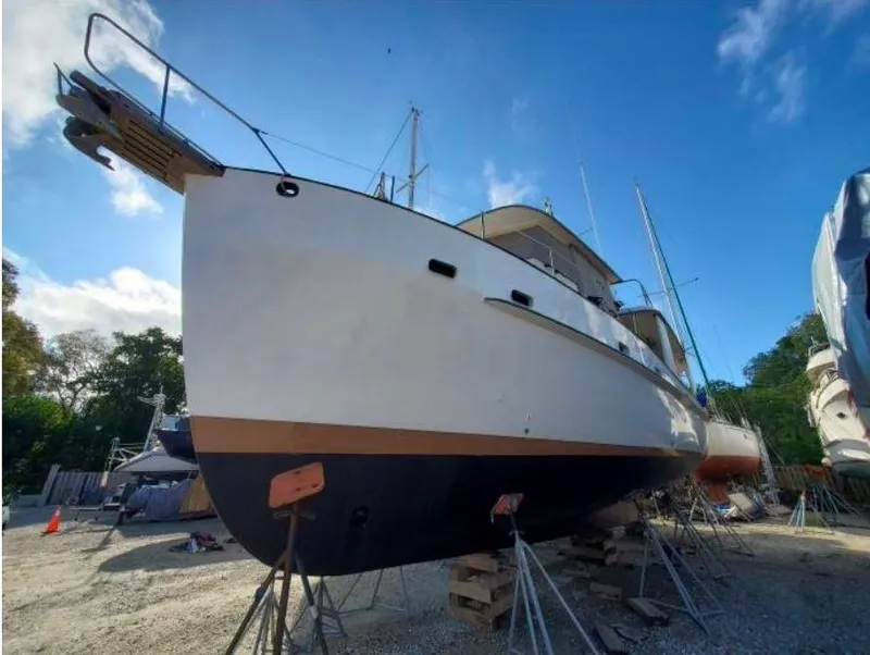 Slide: The Image of Kadey-Krogen Kadey-Krogen 42 Trawler 1981 - 11