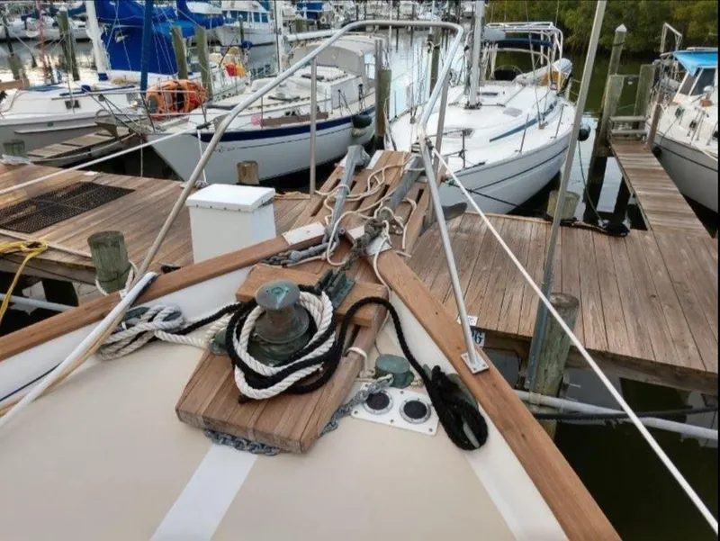 Slide: The Image of Kadey-Krogen Kadey-Krogen 42 Trawler 1981 - 4